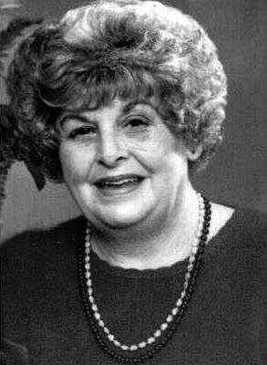 Elsie H McAnally bw