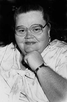 Schuttee Helen 001 BW
