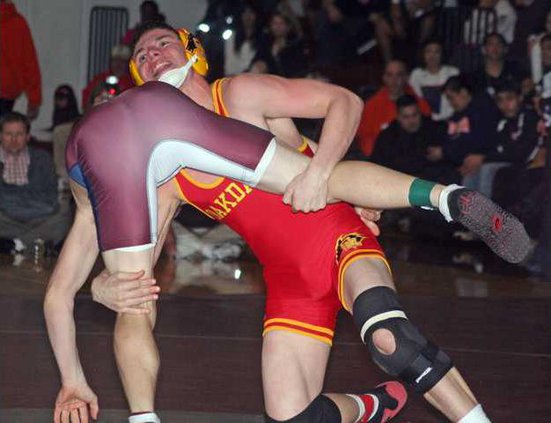 2-22 OAK Wrest2