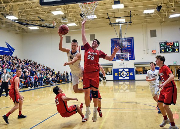Bulletin boys basketball 2018-19