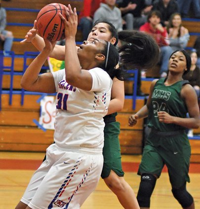 Bulletin girls basketball 2018-19