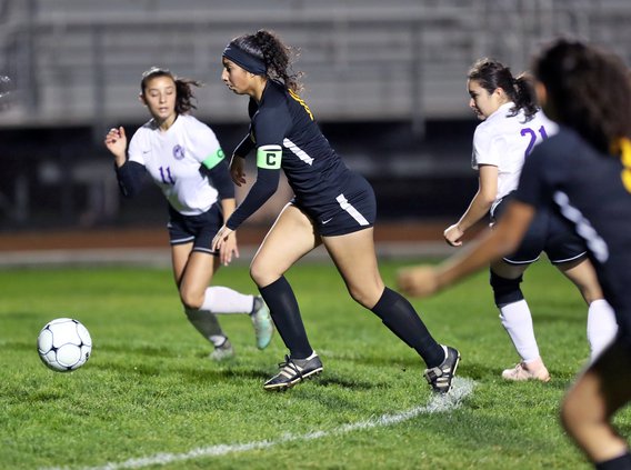 Bulletin girls soccer 2018-19