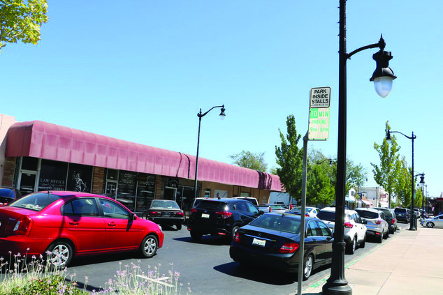 Maple Ave