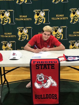 hilmar baseball signing